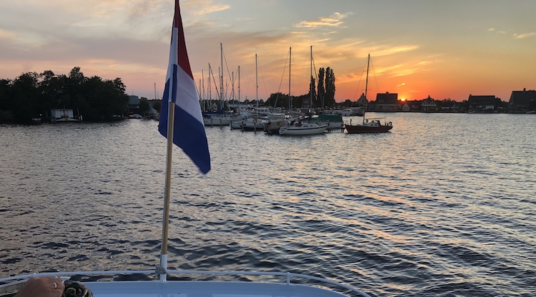 westeinderplas zonsondergang meerval